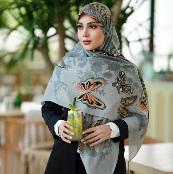 روسری نخی سیا اسکارف
