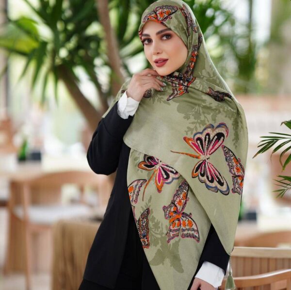 روسری نخی سیا اسکارف