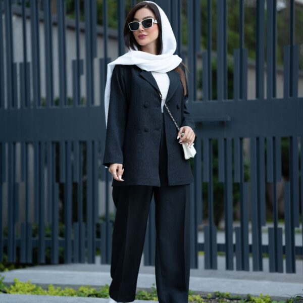 مانتوشلوارزنانه