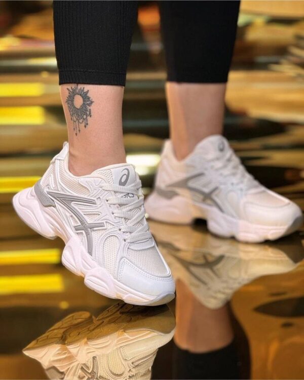 کتونی زنانه مدل asics