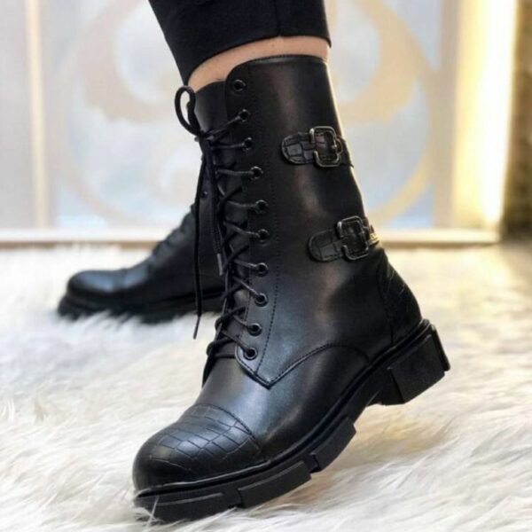 نیمبوت زنانه