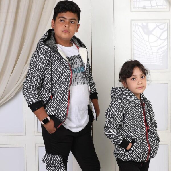 سویشرت داخل خزدار بچگانه