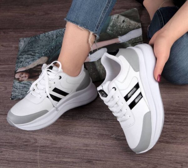 کتونی زنانه مدل  Reebok